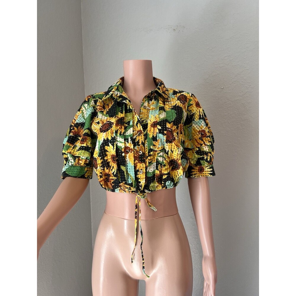 Anthropologie Maeve Summer Sunflower floral Crop Top Sz Small yellow/ black #98